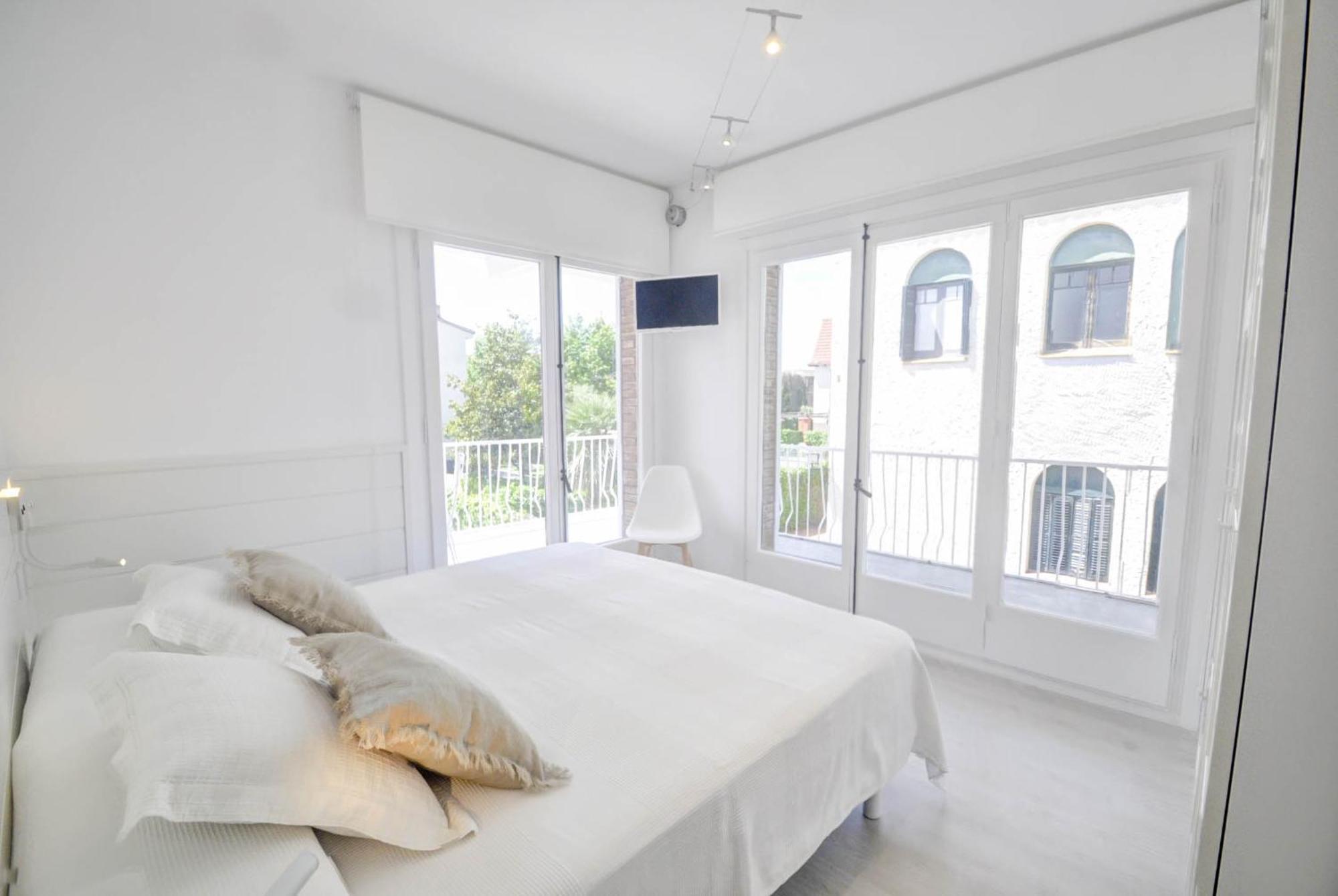 The Luxor Apartment By Hello Homes Sitges Exteriér fotografie
